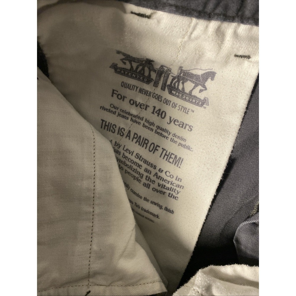 Levi Strauss Cargo Shorts Blackfeet Size 30 Zipper Fly - Picture 4 of 5